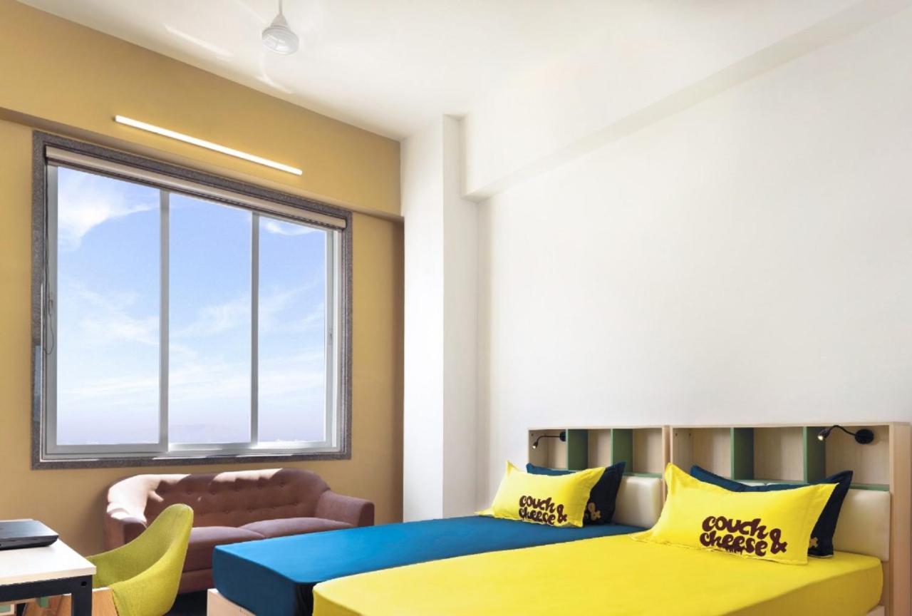 Couch & Cheese Homestel The Most Luxurious Hostel For Working Professionals & Students Pune Exteriör bild